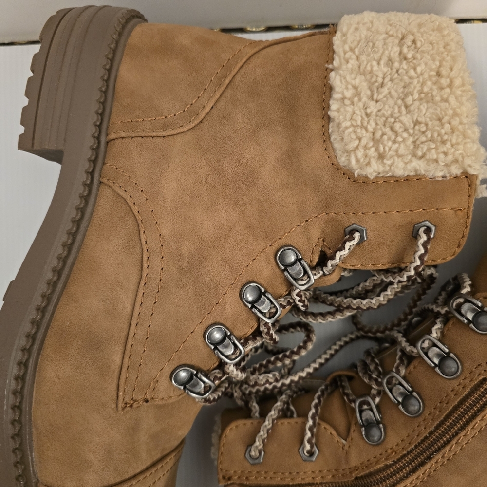 REPORT Camel Brown Combat Boot Faux Fur Detail Lace Up & Zipper Closure Size 9.5 - Picture 7 of 17